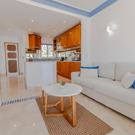 Ocean Vista Retreat By Dragorentals Apartment