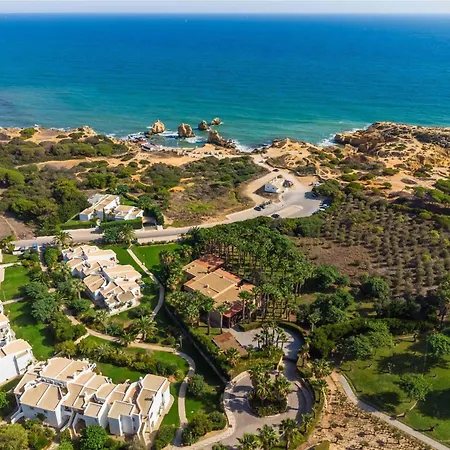 Ocean Vista Retreat By Dragorentals *