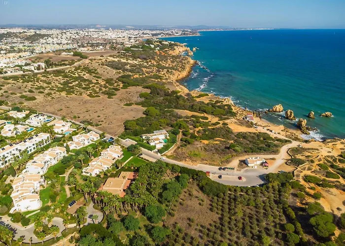 Ocean Vista Retreat With & Pool Access By Drago Apartament Albufeira
