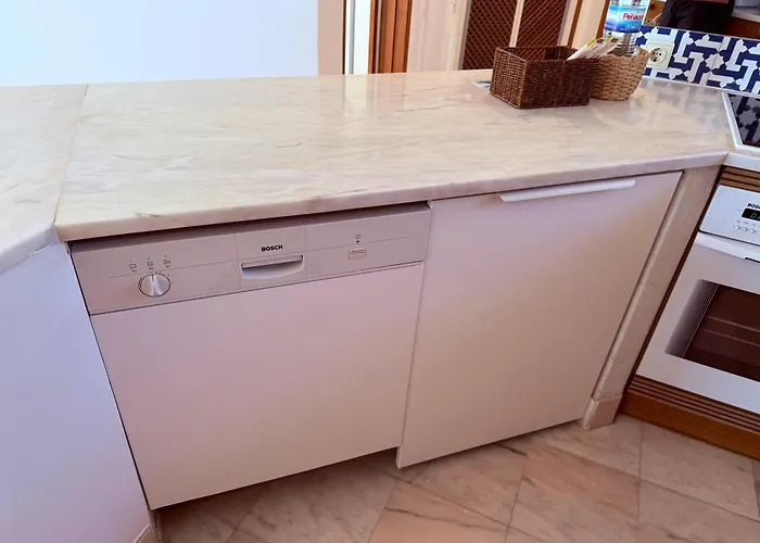 Apartament Ocean Vista Retreat With & Pool Access By Drago